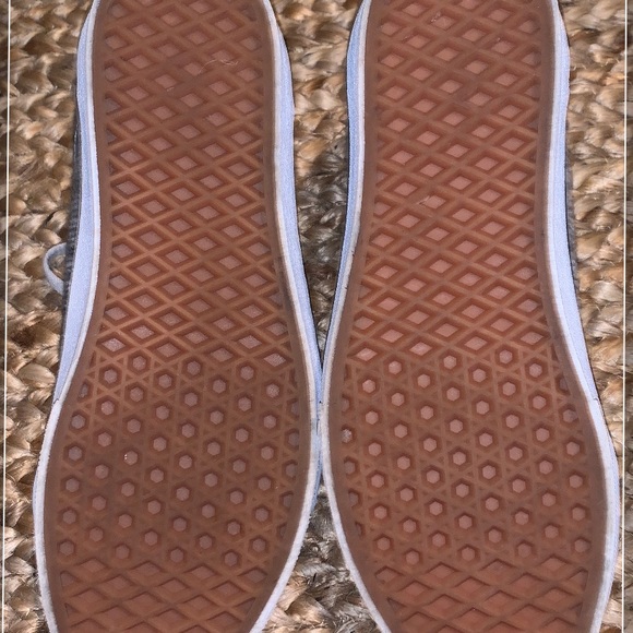 Gray vans low top 6.5 men 8 women’s - Picture 4 of 4